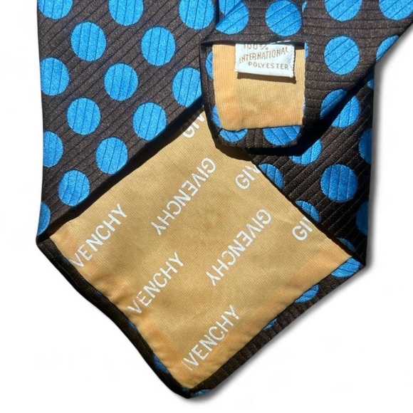 🔥 Givenchy Tie 🔥 - Picture 6 of 6